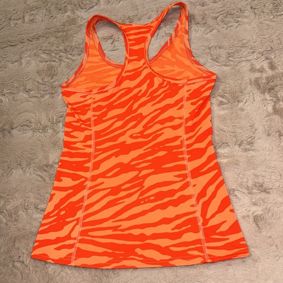 H&M athletic tank in size s - Picture 7 of 8